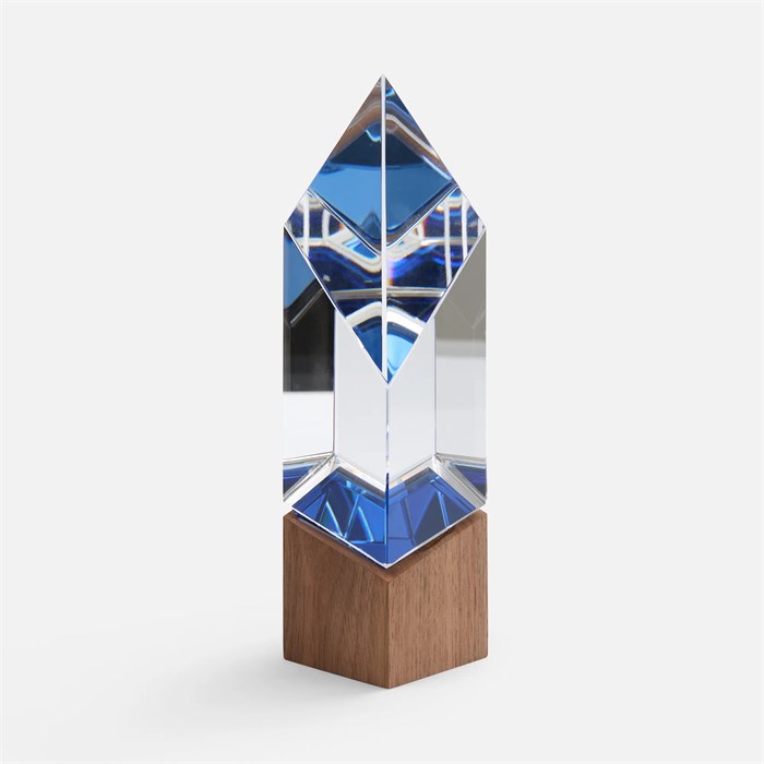 Стела Vincero 22090.00