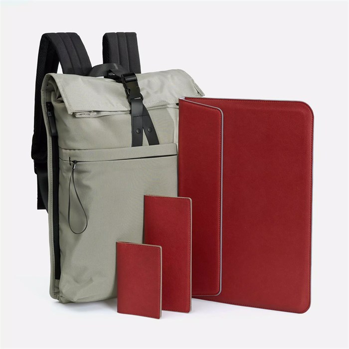 Набор Petrus Travel, красный 21071.50