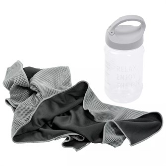 {{photo.Alt || photo.Description || 'Охлаждающее полотенце Weddell, серое'}}