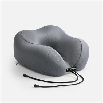 {{photo.Alt || photo.Description || 'Дорожная подушка Somna, серая'}}