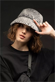 {{photo.Alt || photo.Description || 'Панама C9, серая'}}