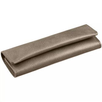 {{photo.Alt || photo.Description || 'Ключница Apache, серая'}}