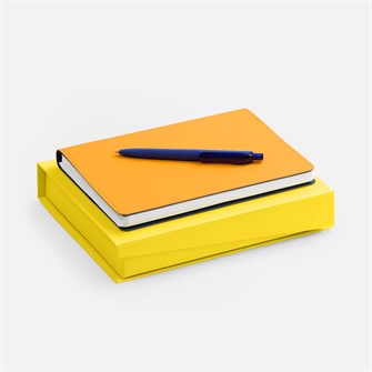 {{photo.Alt || photo.Description || 'Набор Spring Shall, синий с желтым'}}