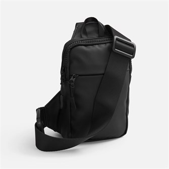 {{photo.Alt || photo.Description || 'Спортивная кросс-боди сумка UrbanHike, черная'}}