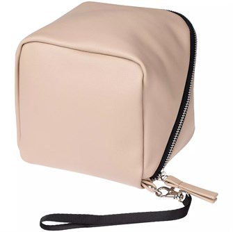 {{photo.Alt || photo.Description || 'Дорожная косметичка Cubo, бежевая'}}