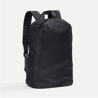 {{photo.Alt || photo.Description || 'Рюкзак B1, черный'}}