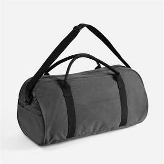 {{photo.Alt || photo.Description || 'Спортивная сумка Upskill, темно-серая'}}