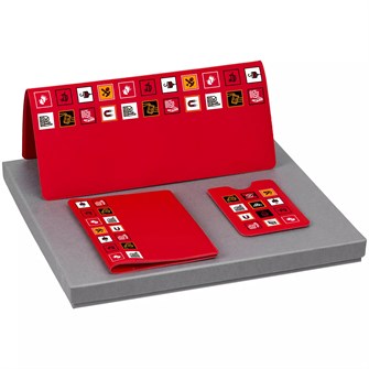 {{photo.Alt || photo.Description || 'Набор личных аксессуаров Industry, металлургия'}}