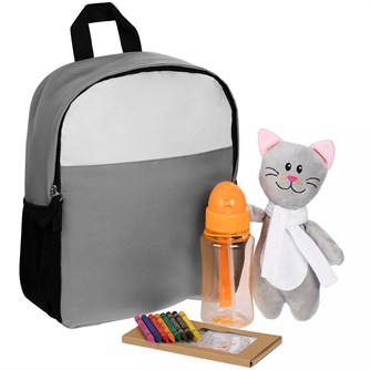 {{photo.Alt || photo.Description || 'Детский набор Besties, с котиком'}}