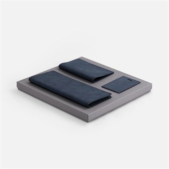 {{photo.Alt || photo.Description || 'Набор Nubuk Trio, синий'}}