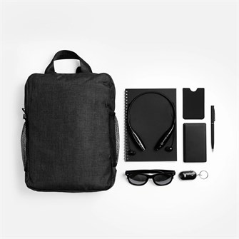 {{photo.Alt || photo.Description || 'Набор Smart Essentials, черный'}}