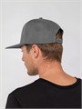 Бейсболка Snapback с прямым козырьком, серая 15948.10